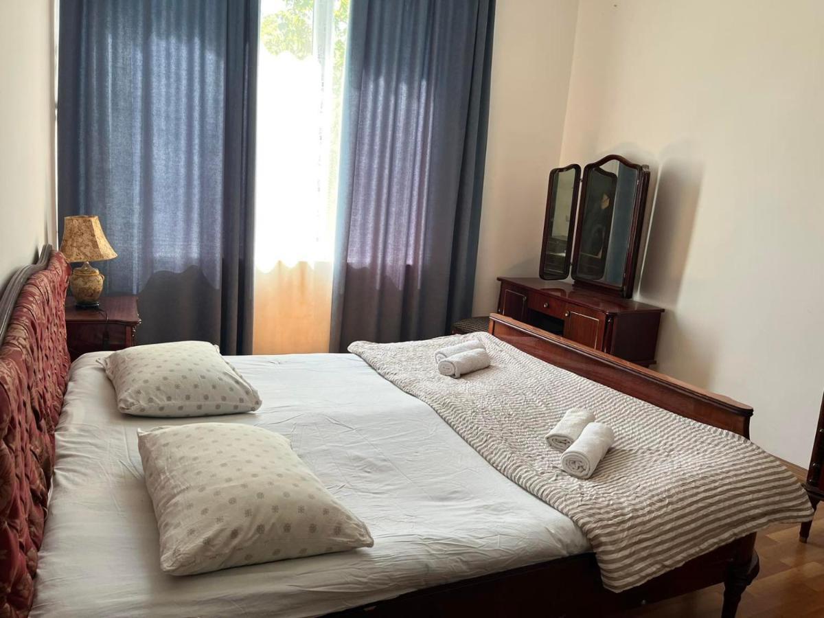 Guest House Oasis - Tvishi Экстерьер фото